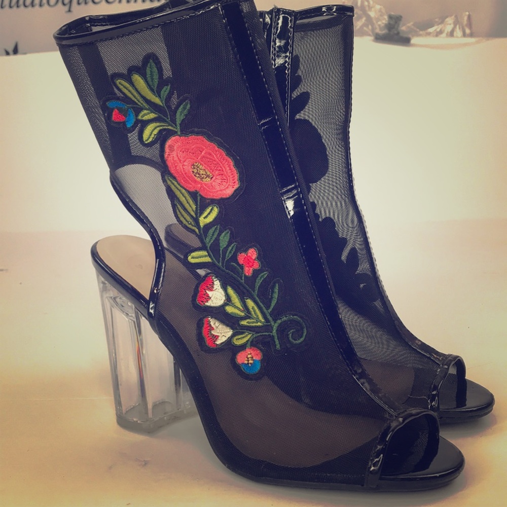 Women shoes